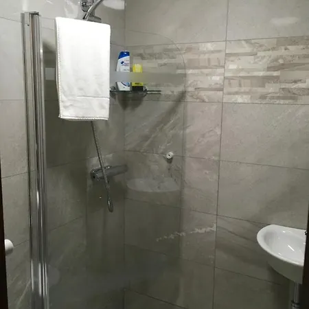 Gallan House * Cill Airne