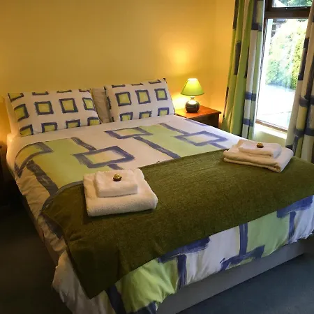 Couette-café Gallan House